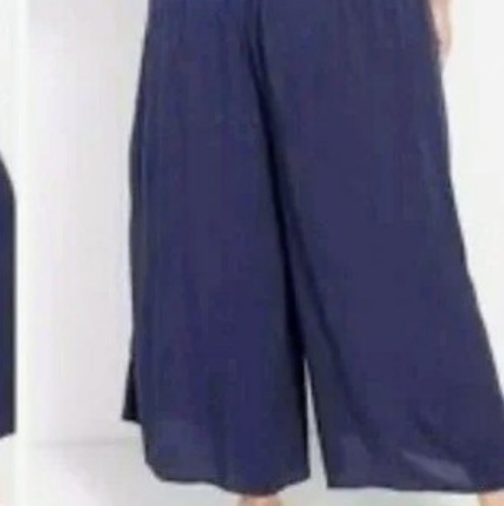 Lane Bryant Wide Leg Jumpsuit - Picture 3 of 9